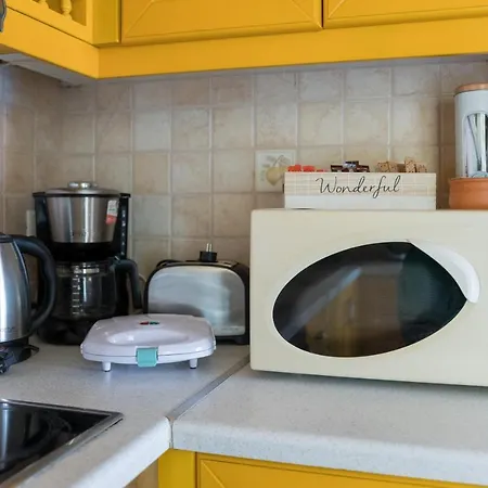 Aurelia Apartment *